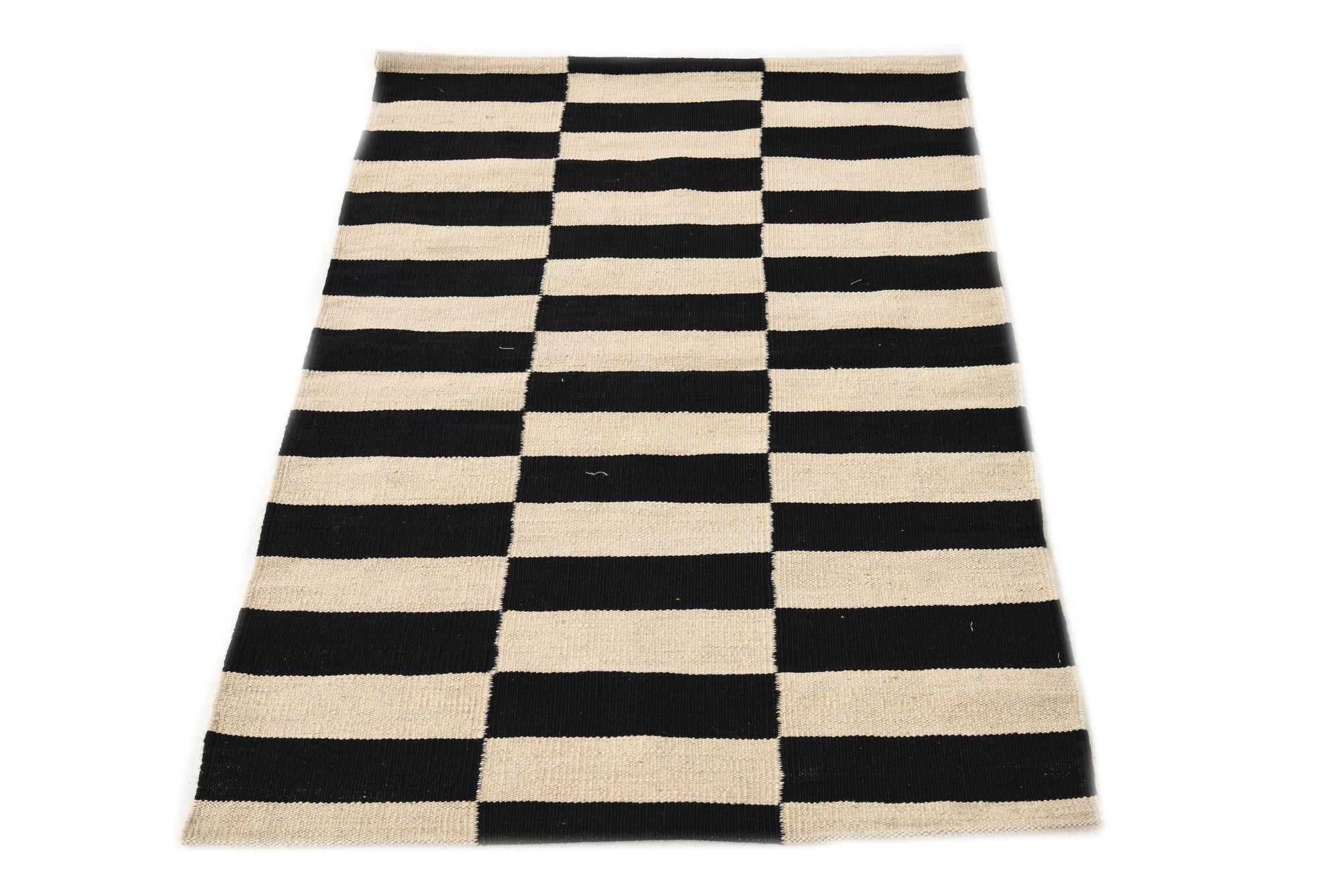2' 7 x 4' Hand Woven Kilim Modern Wool Rug