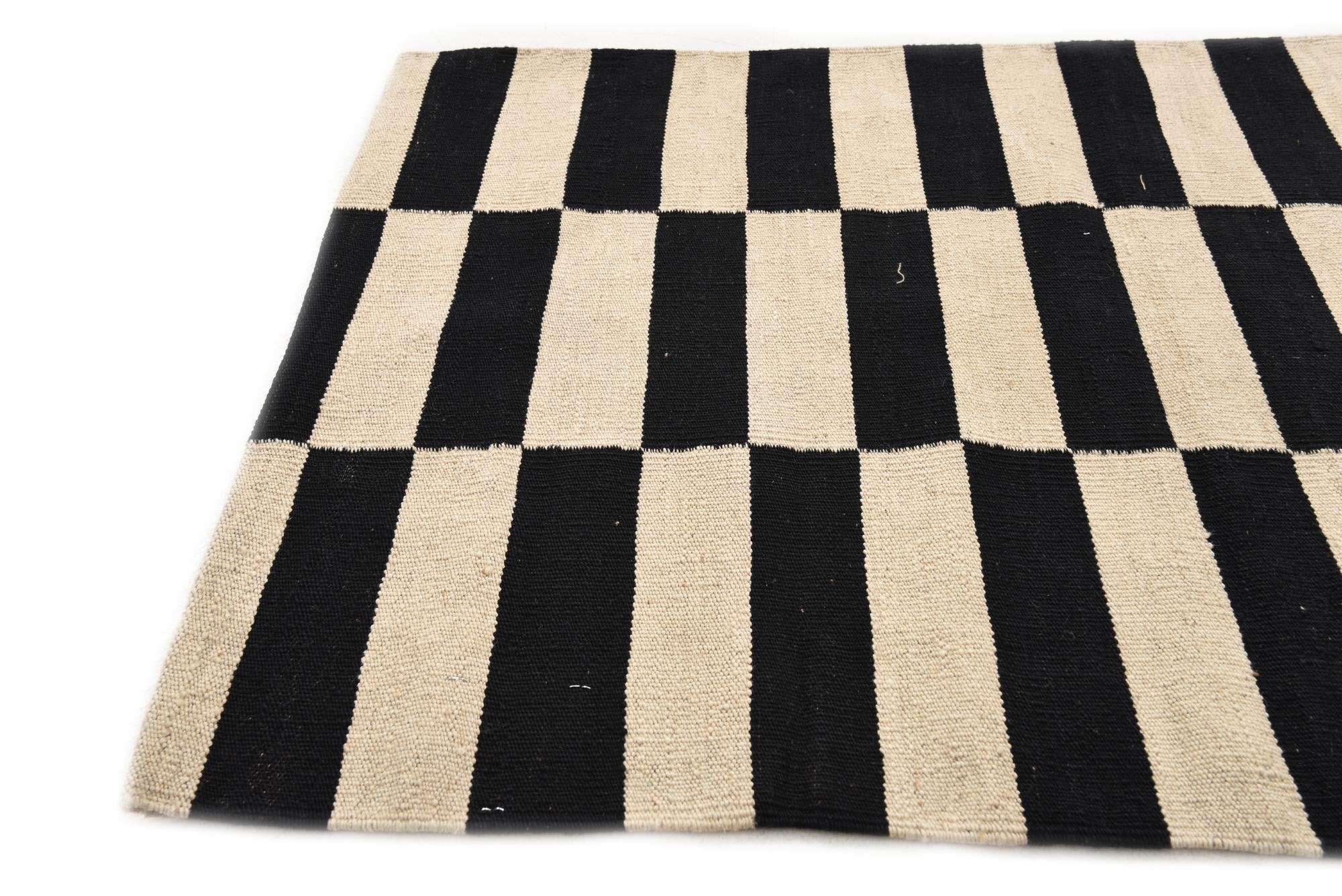 2' 7 x 4' Hand Woven Kilim Modern Wool Rug