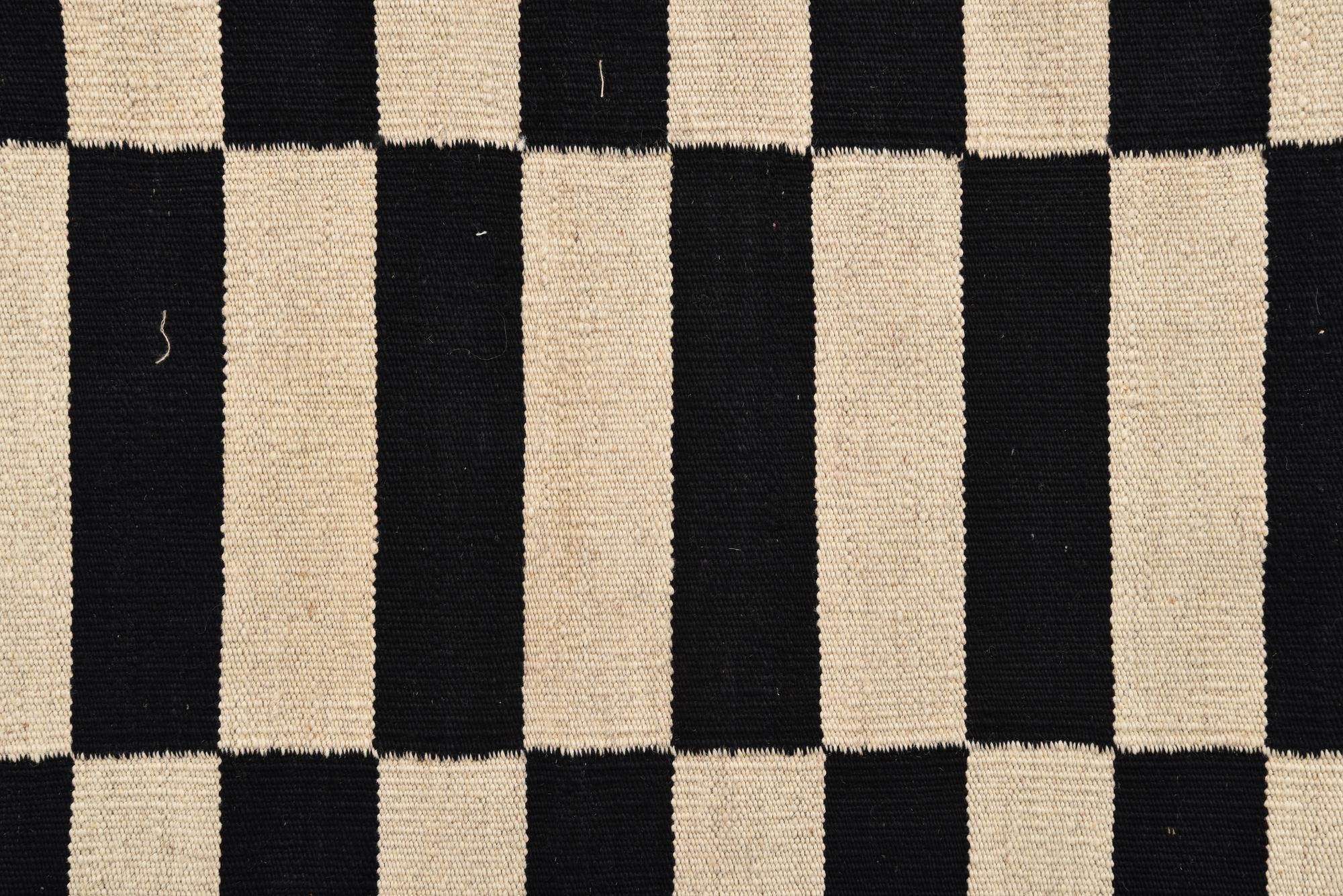 2' 7 x 4' Hand Woven Kilim Modern Wool Rug