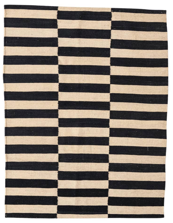 Detail image of 3' 2 x 4' 9 Hand Woven Kilim Modern Wool Rug