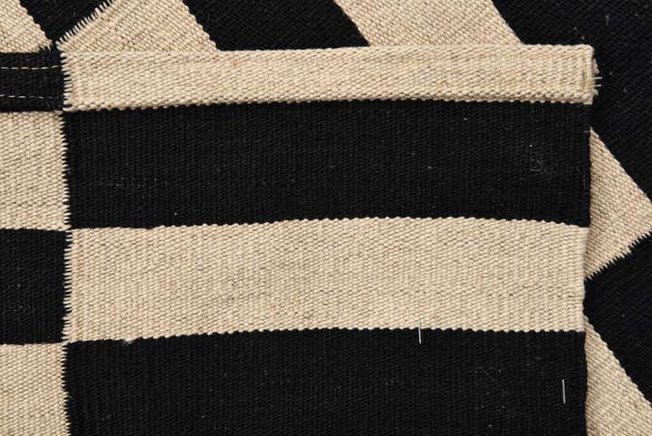 2' 8 x 3' 10 Hand Woven Kilim Modern Wool Rug