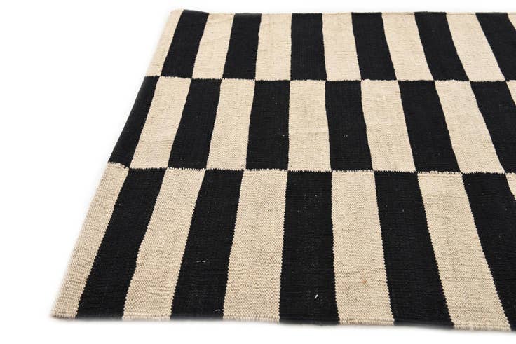 Detail image of 2' 8 x 3' 10 Hand Woven Kilim Modern Wool Rug