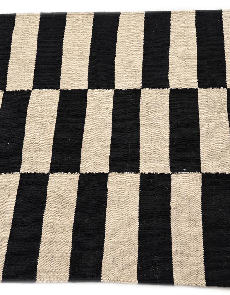 Detail image of 2' 8 x 3' 10  Hand Woven Kilim Modern Wool Rug