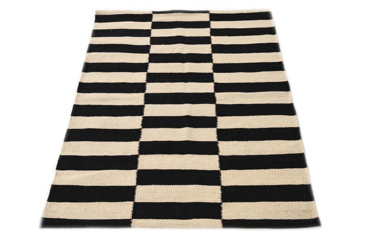 Detail image of 2' 9 x 3' 10 Hand Woven Kilim Modern Wool Rug