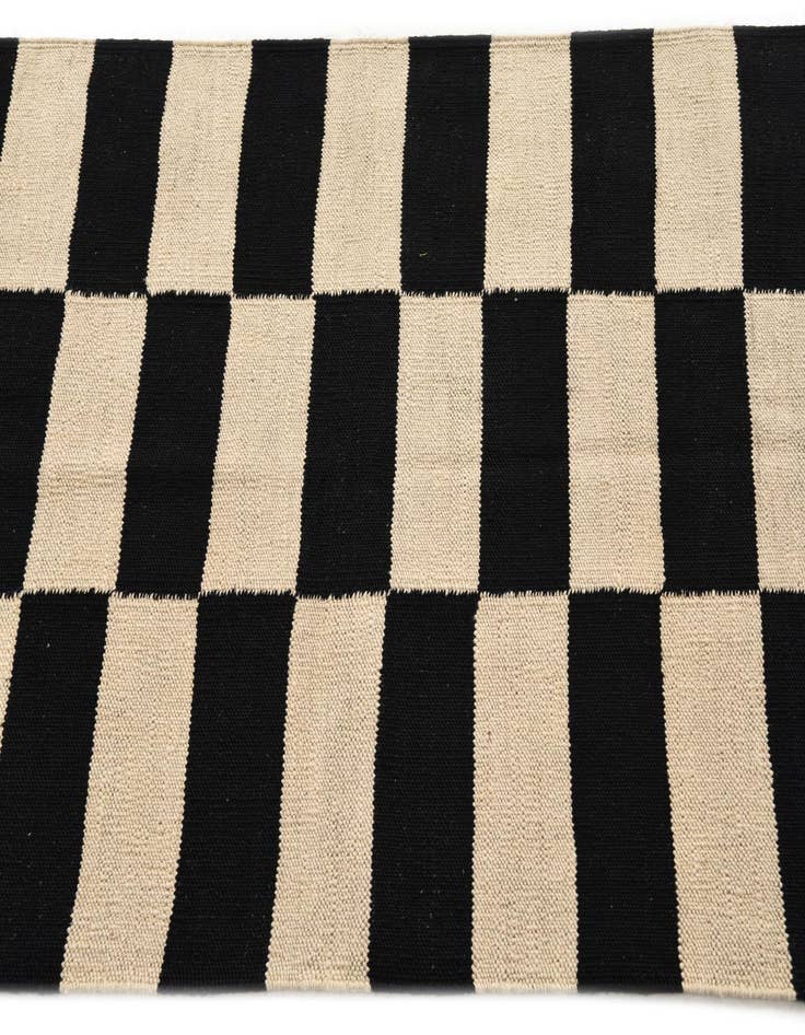 Detail image of 2' 9 x 3' 10  Hand Woven Kilim Modern Wool Rug