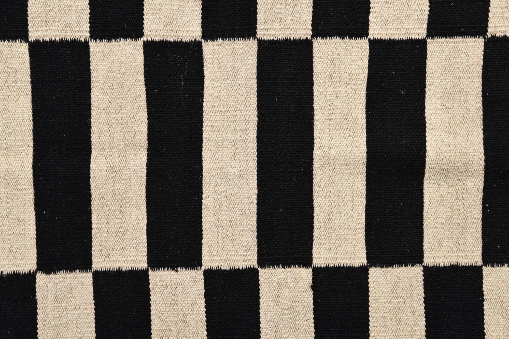 2' 8 x 3' 10 Hand Woven Kilim Modern Wool Rug