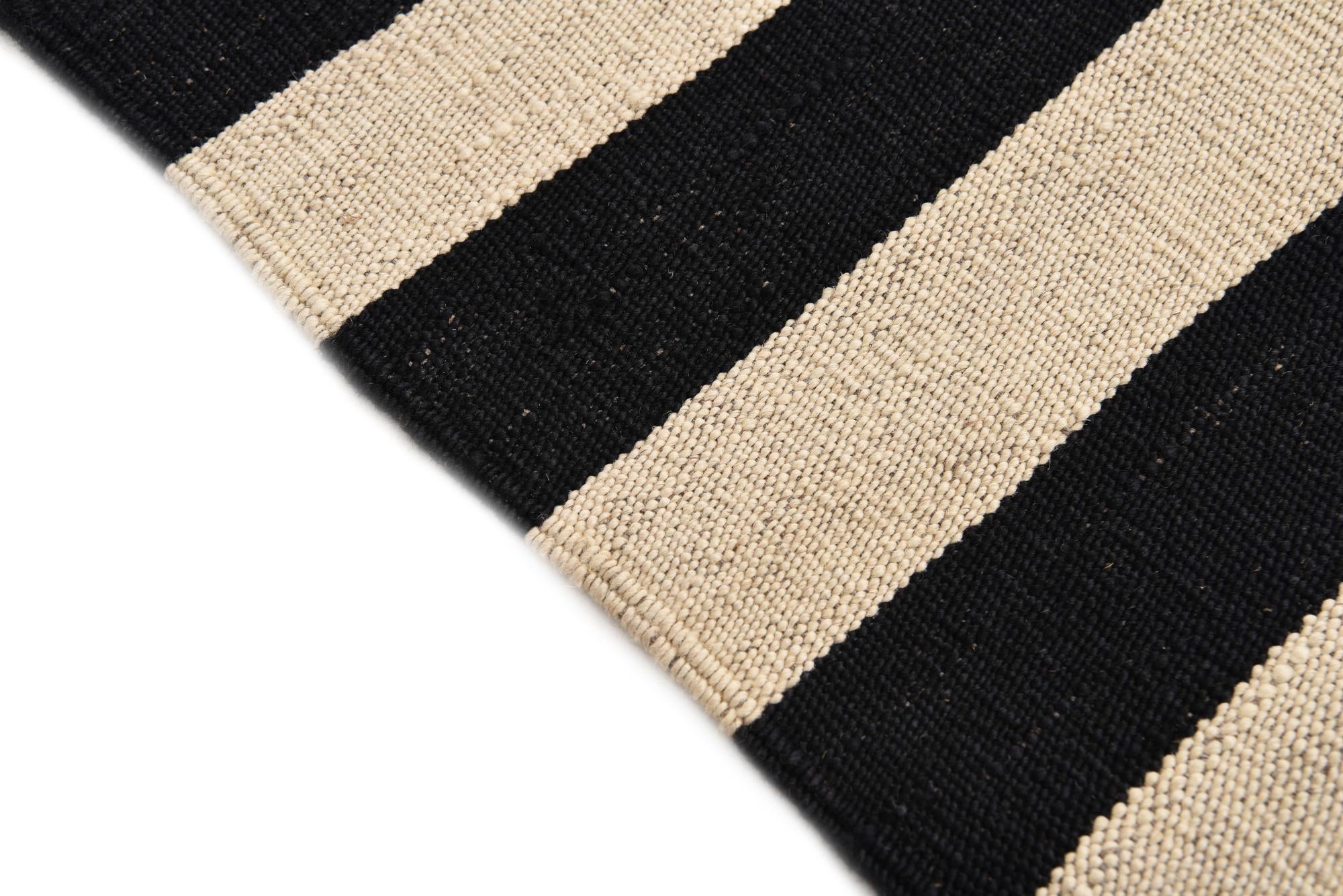 2' 8 x 3' 10 Hand Woven Kilim Modern Wool Rug
