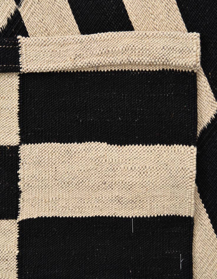 Detail image of 2' 8 x 3' 10  Hand Woven Kilim Modern Wool Rug