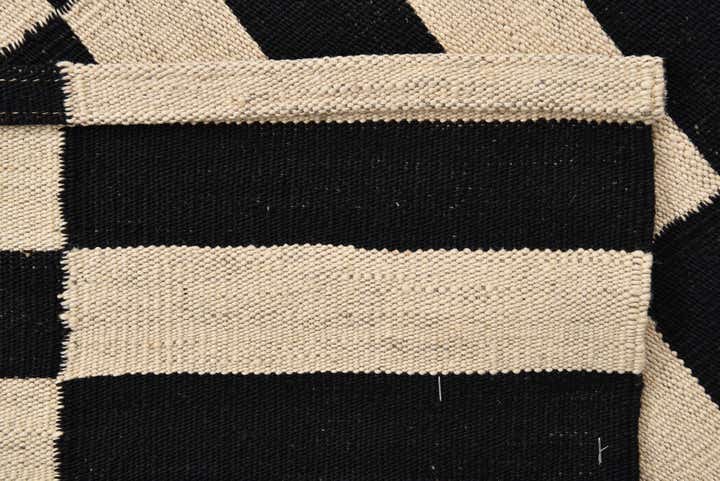 2' 8 x 3' 10 Hand Woven Kilim Modern Wool Rug