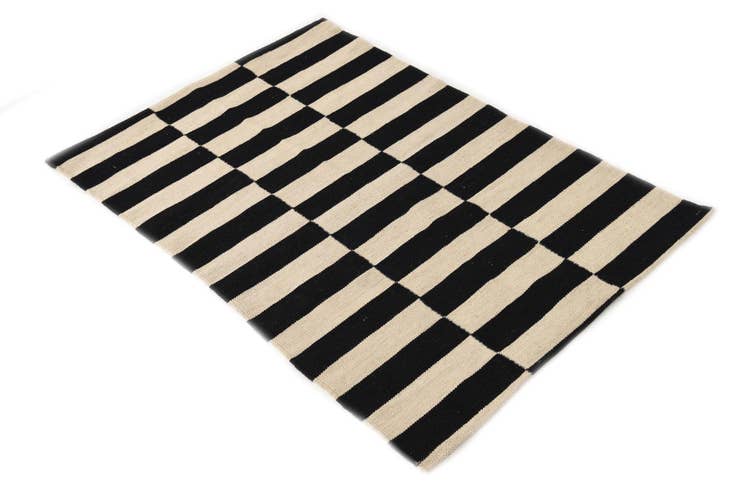 Detail image of 2' 7 x 3' 10 Hand Woven Kilim Modern Wool Rug