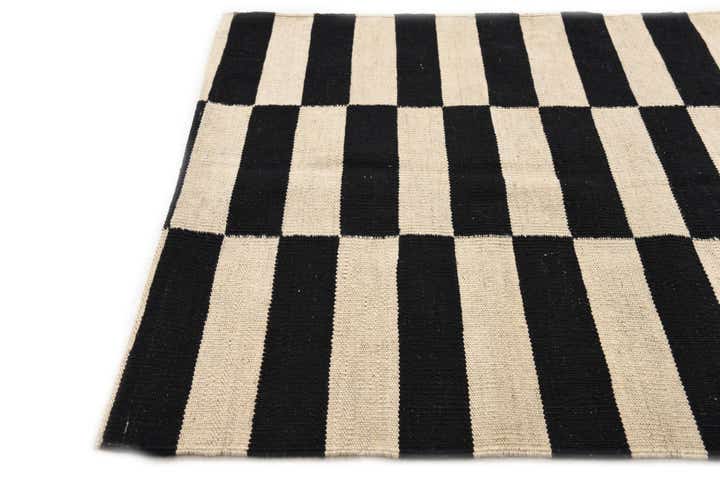 2' 7 x 3' 10 Hand Woven Kilim Modern Wool Rug