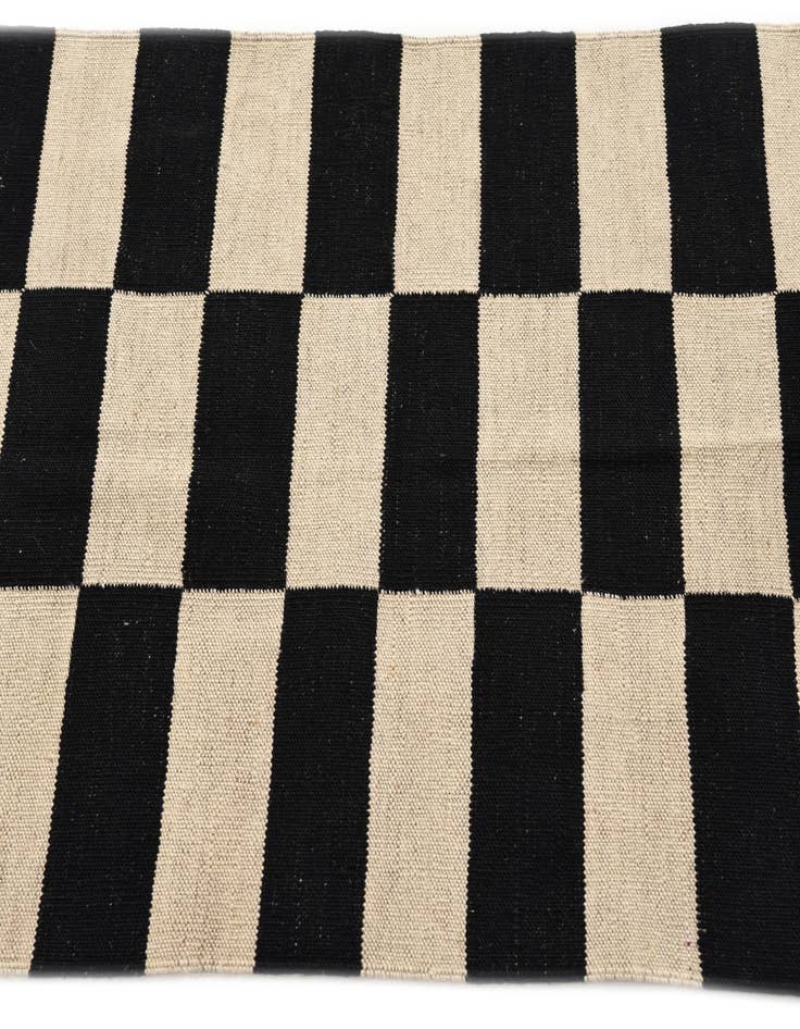 Detail image of 2' 7 x 3' 10  Hand Woven Kilim Modern Wool Rug