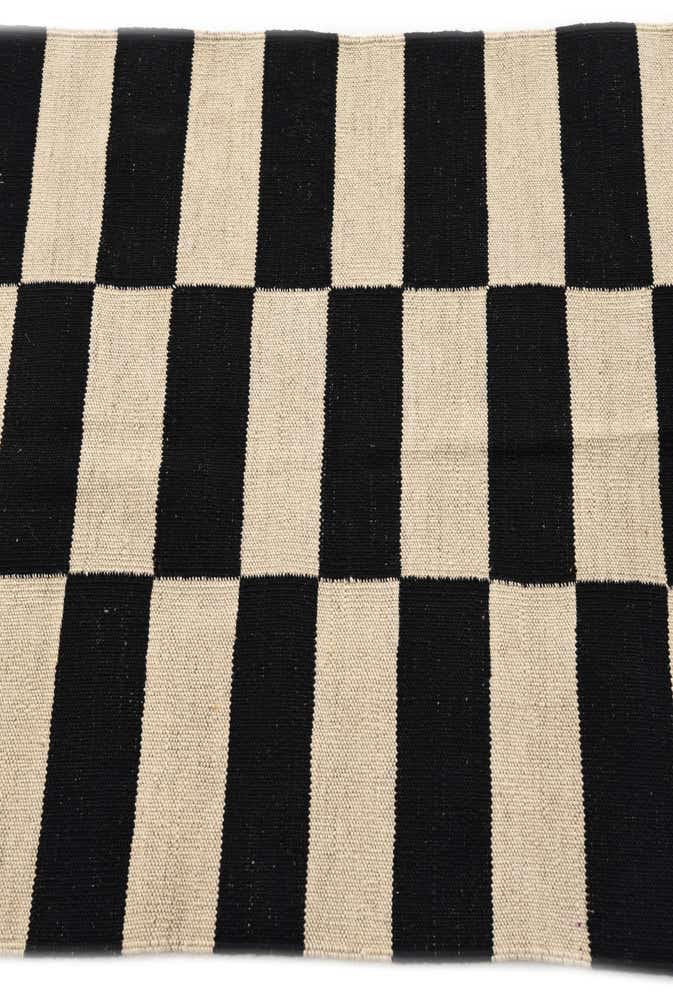 2' 7 x 3' 10 Hand Woven Kilim Modern Wool Rug