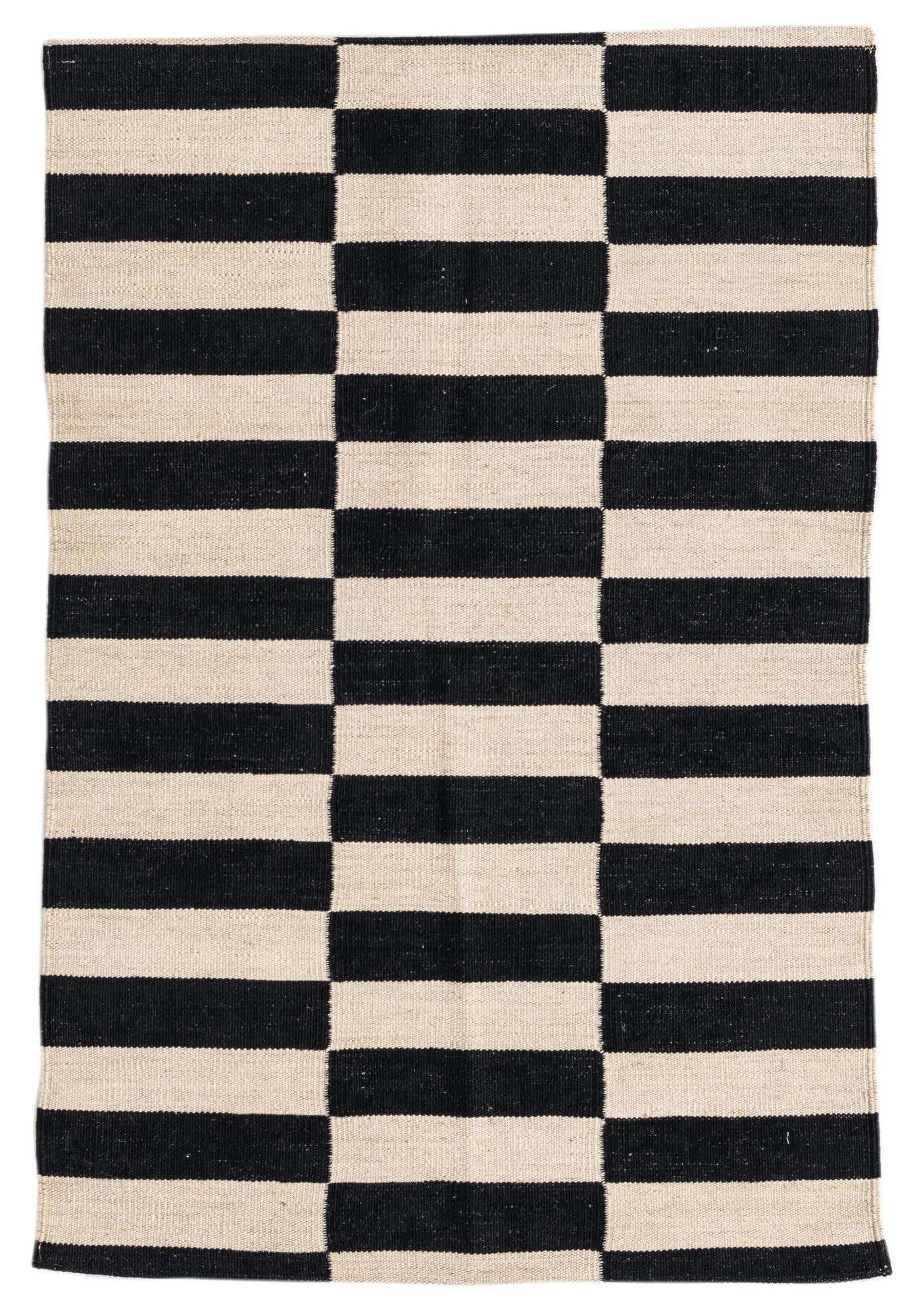 2' 7 x 3' 10 Hand Woven Kilim Modern Wool Rug