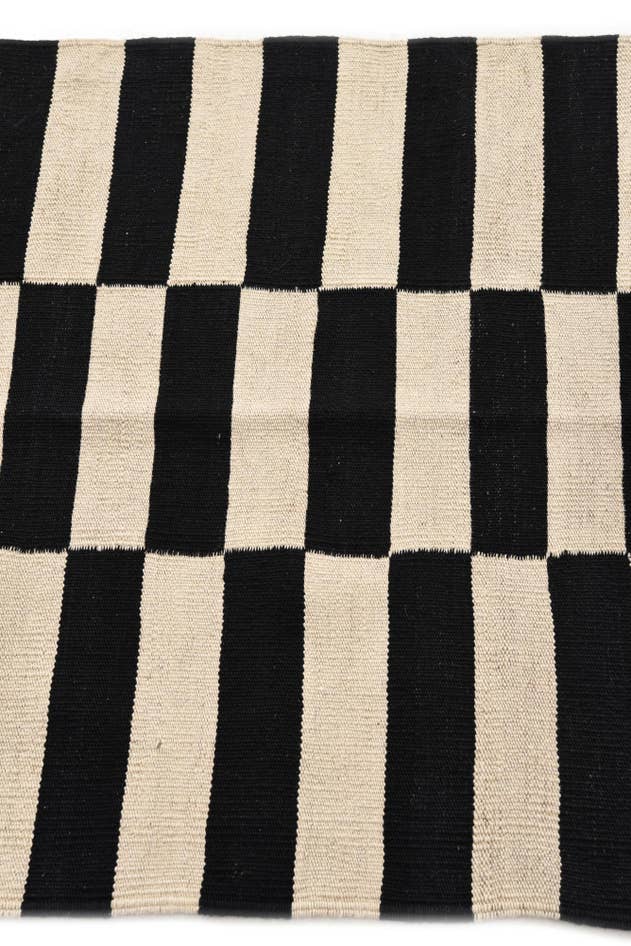 Detail image of 2' 8 x 3' 9 Hand Woven Kilim Modern Wool Rug