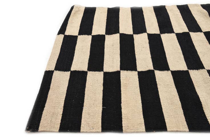 Detail image of 2' 7 x 3' 9 Hand Woven Kilim Modern Wool Rug