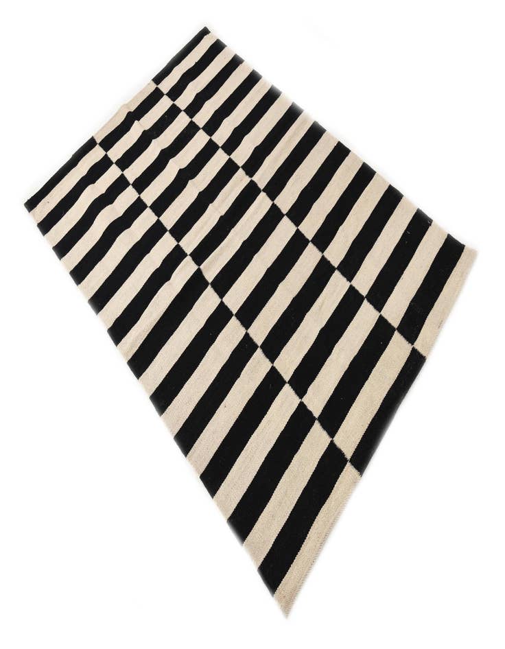 Detail image of 3' 3 x 5'  Hand Woven Kilim Modern Wool Rug