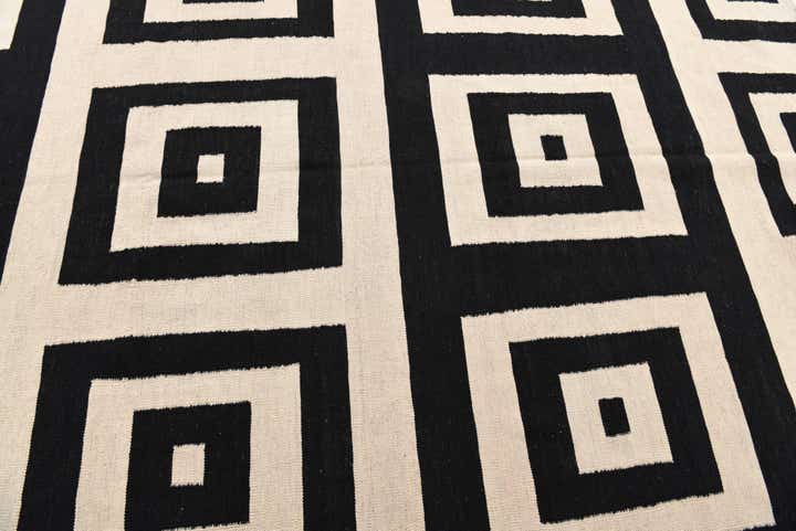 7' x 9' 6 Hand Woven Kilim Modern Wool Rug