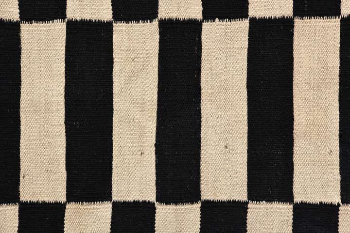 2' 9 x 3' 10 Hand Woven Kilim Modern Wool Rug