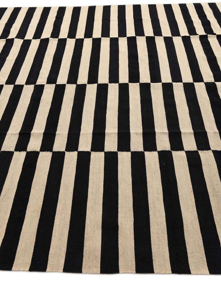 Detail image of 8' 3 x 11' 3  Hand Woven Kilim Modern Wool Rug