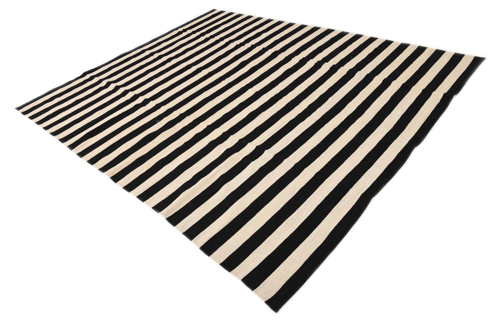 8' 2 x 9' 10 Hand Woven Kilim Modern Wool Rug