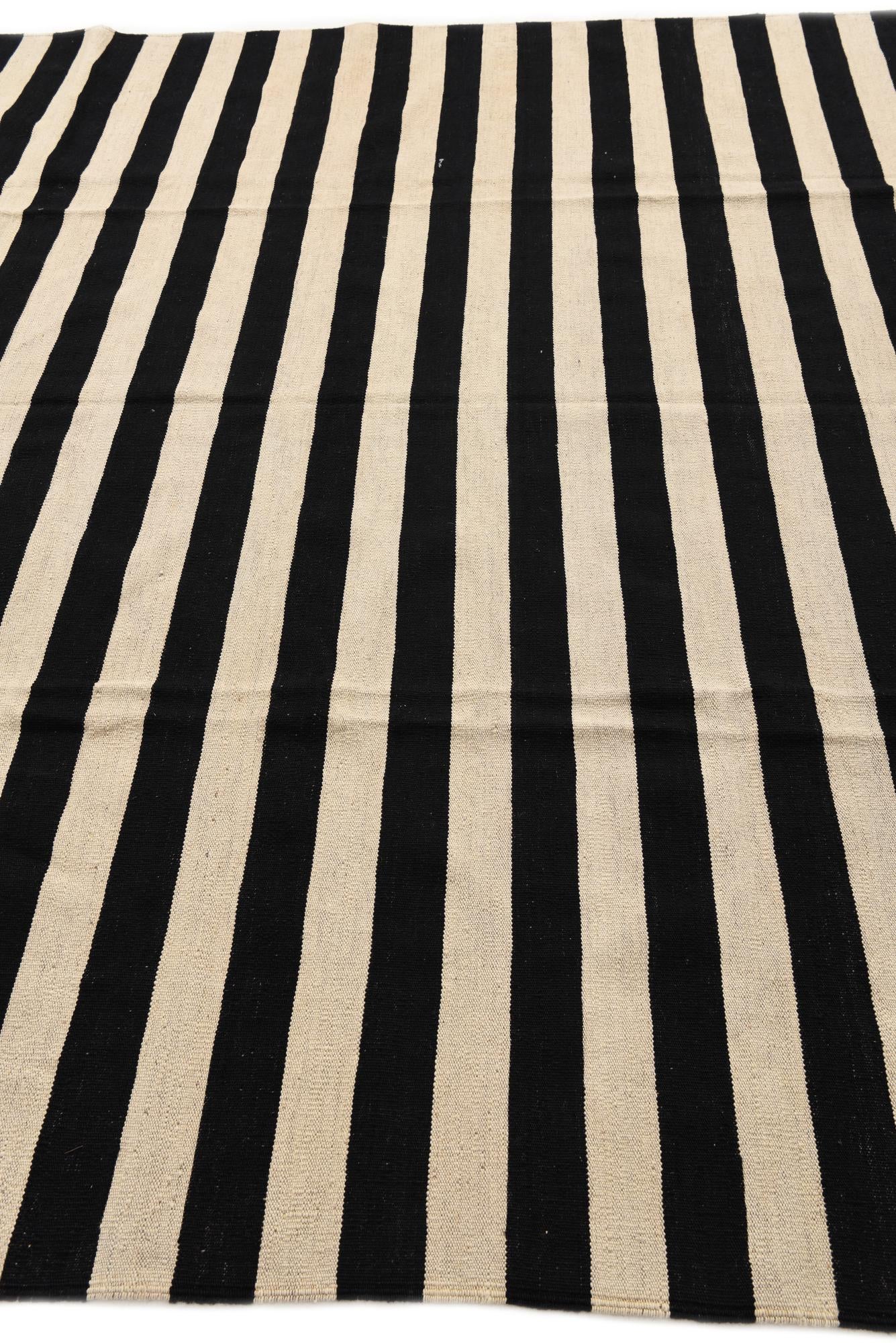 8' 2 x 9' 10 Hand Woven Kilim Modern Wool Rug