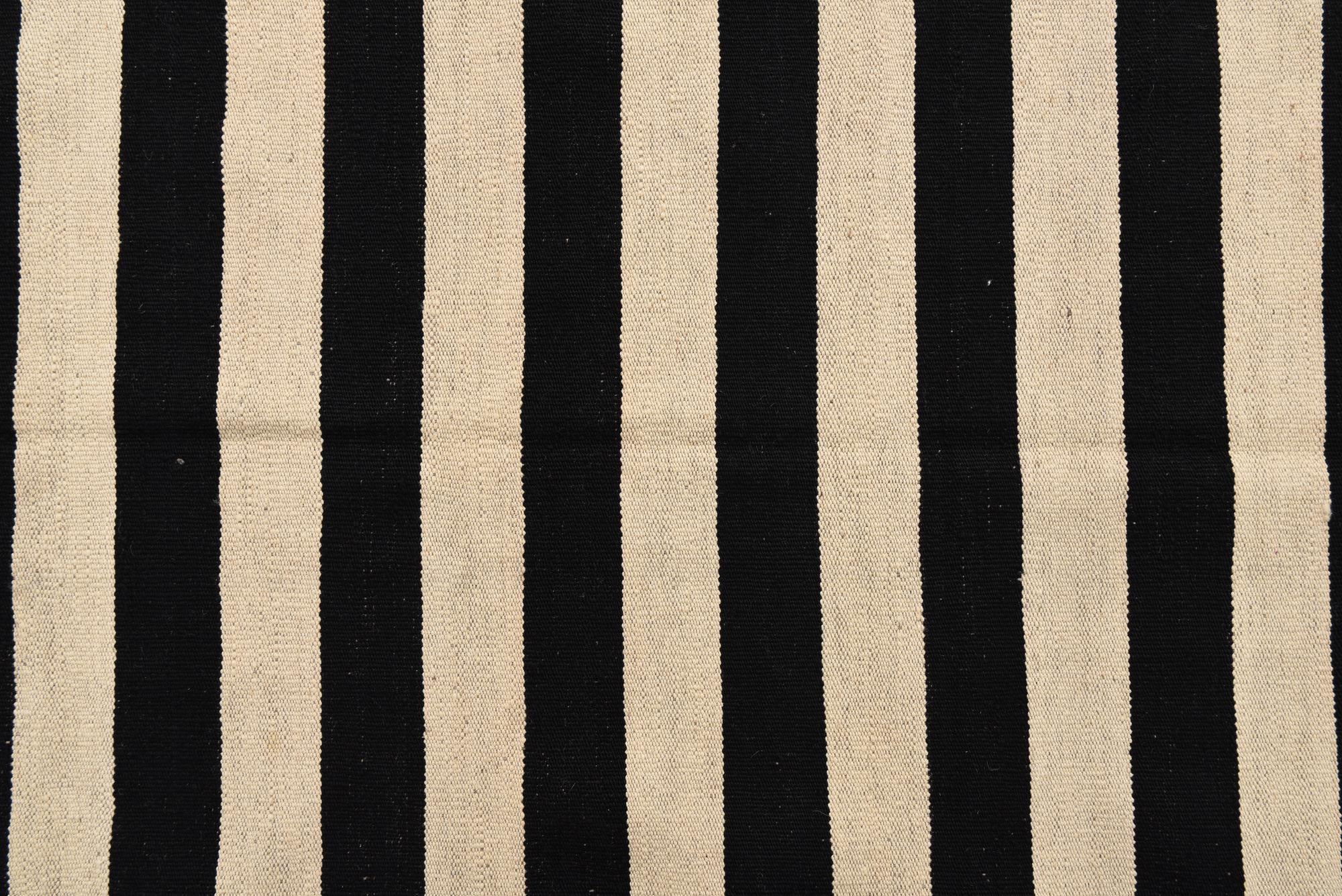 8' 2 x 9' 10 Hand Woven Kilim Modern Wool Rug