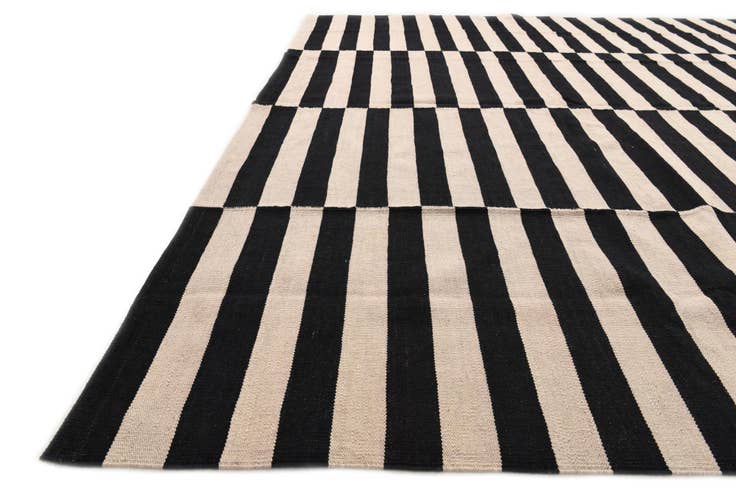 Detail image of 8' 1 x 10' 9 Hand Woven Kilim Modern Wool Rug