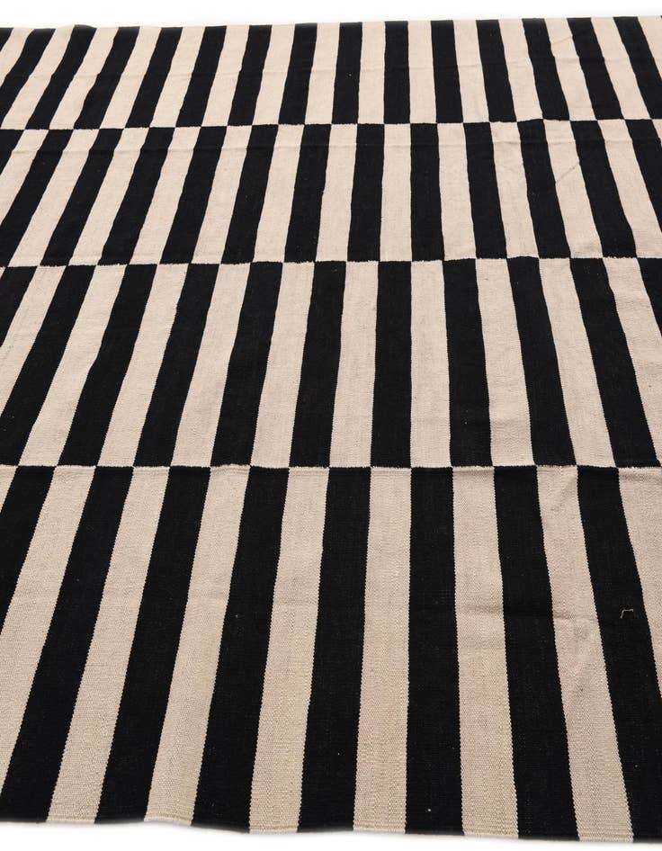 Detail image of 8' 1 x 10' 9  Hand Woven Kilim Modern Wool Rug