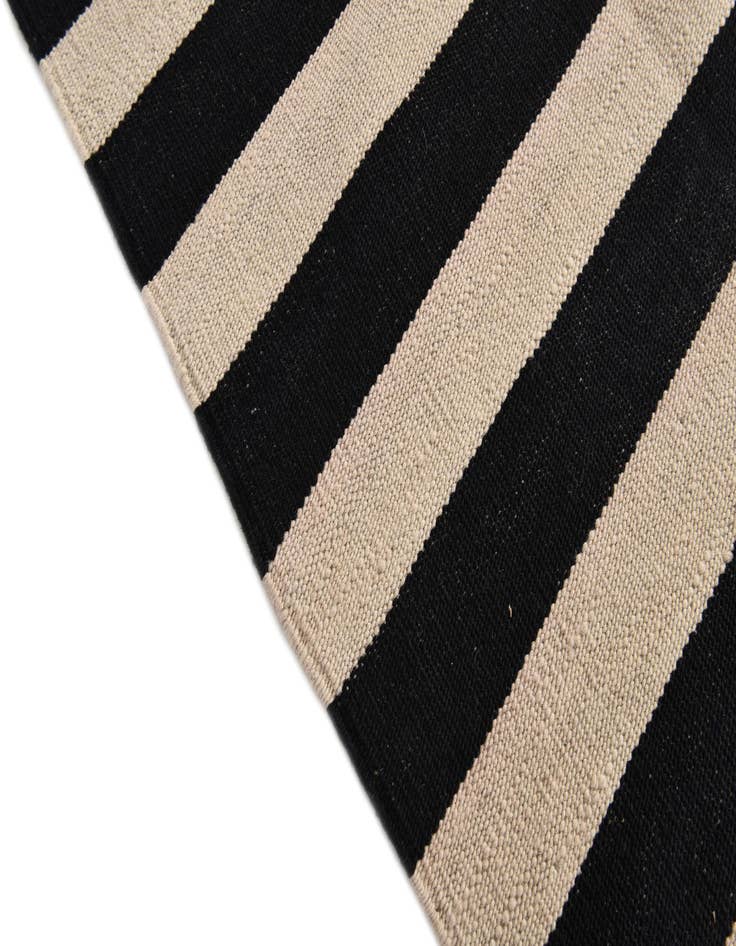 Detail image of 8' 1 x 10' 9  Hand Woven Kilim Modern Wool Rug