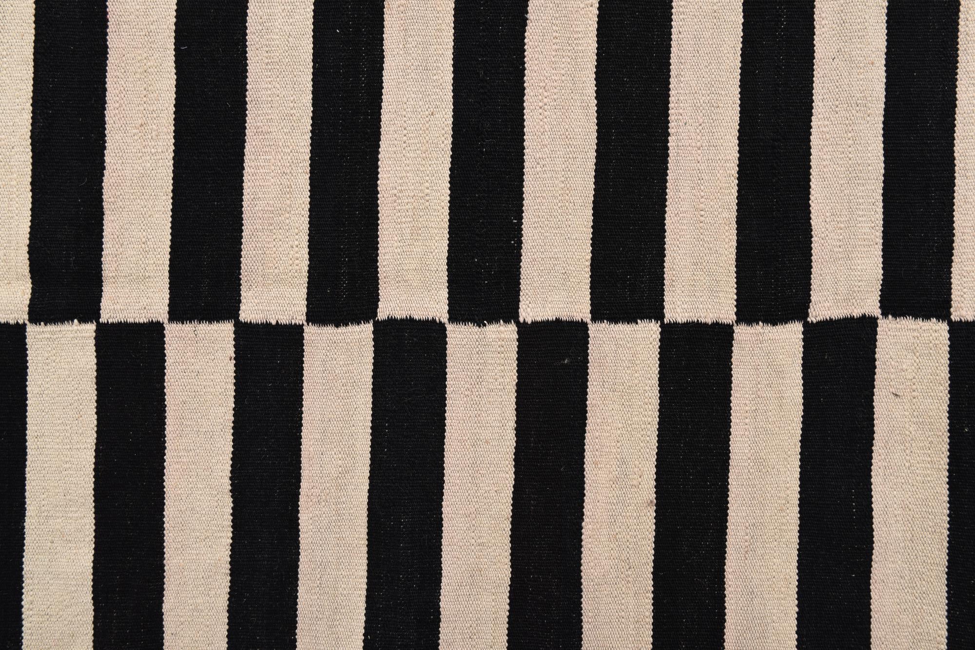 8' 1 x 10' 9 Hand Woven Kilim Modern Wool Rug