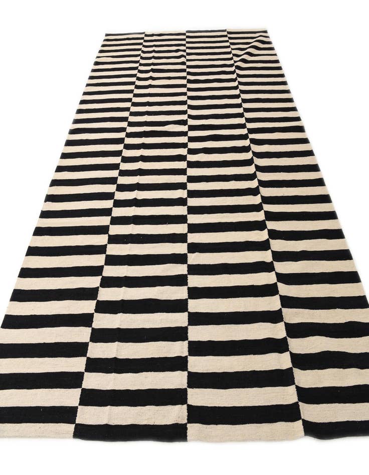 Detail image of 8' 5 x 11' 5  Hand Woven Kilim Modern Wool Rug