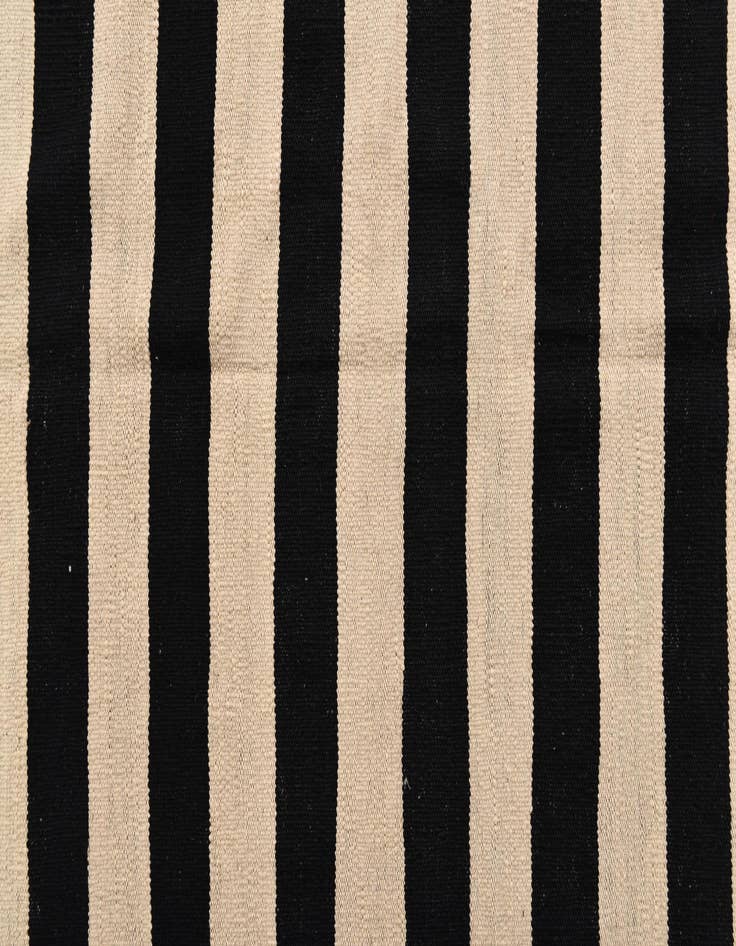 Detail image of 8' 5 x 9' 8  Hand Woven Kilim Modern Wool Rug