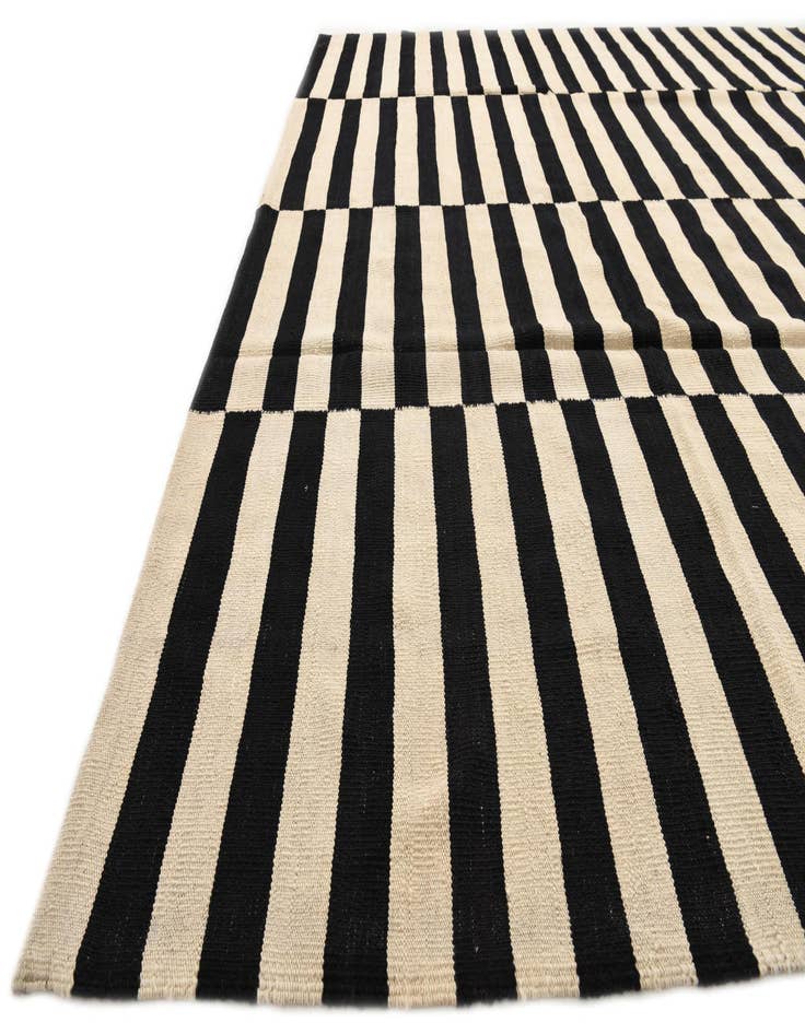 Detail image of 8' 2 x 11' 1  Hand Woven Kilim Modern Wool Rug