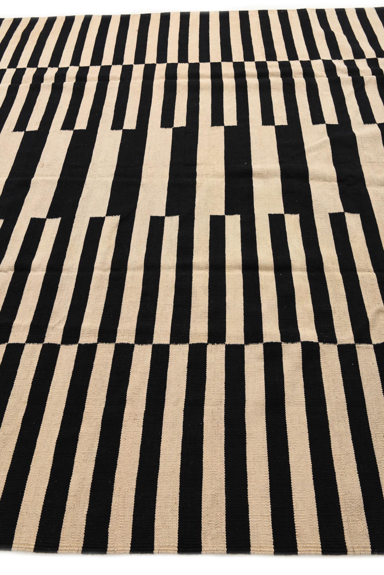 8' 4 x 9' 6 Hand Woven Kilim Modern Wool Rug