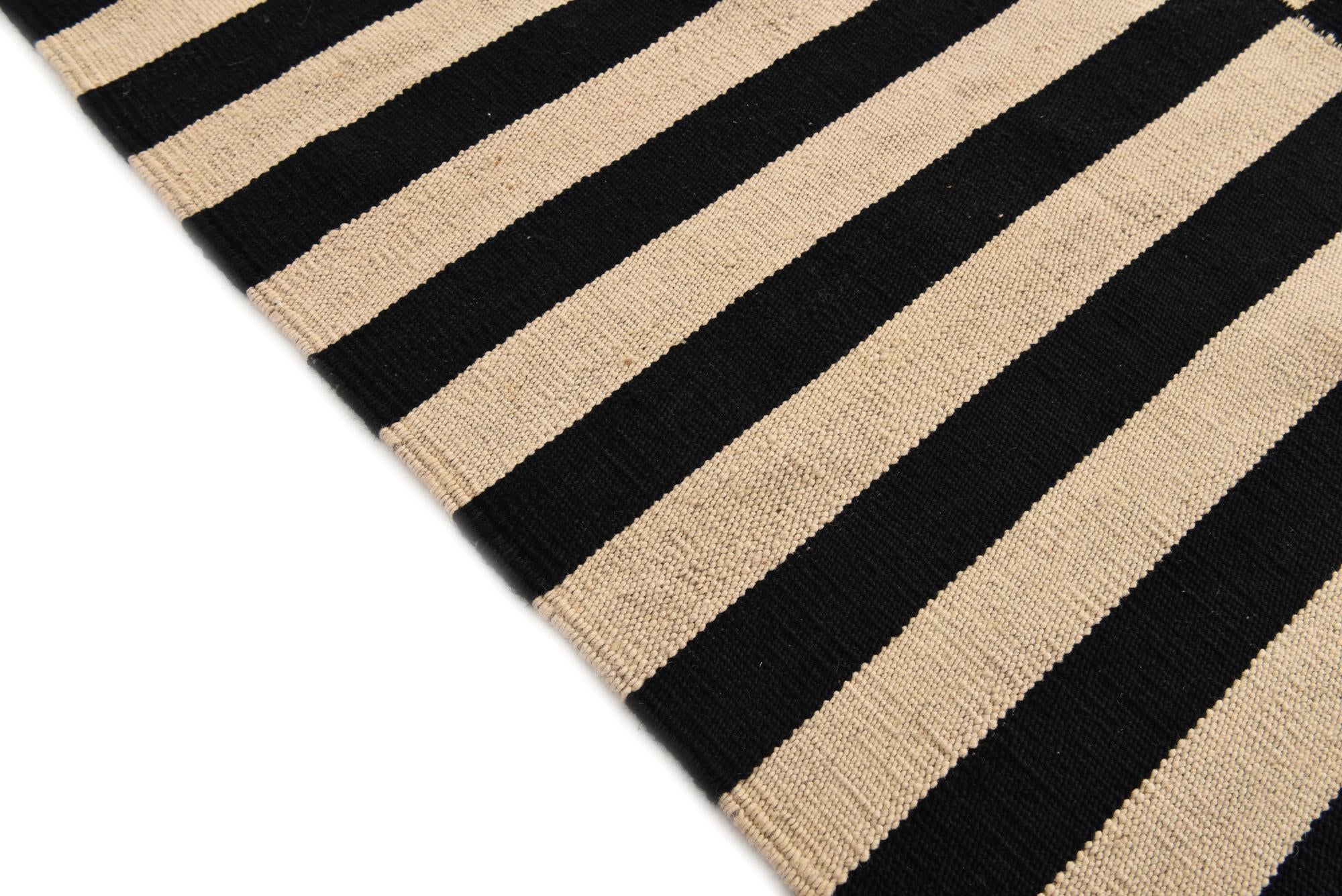 8' 4 x 9' 6 Hand Woven Kilim Modern Wool Rug