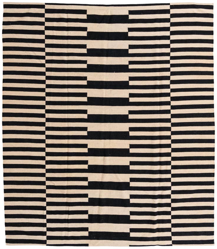Detail image of 8' 4 x 9' 6 Hand Woven Kilim Modern Wool Rug