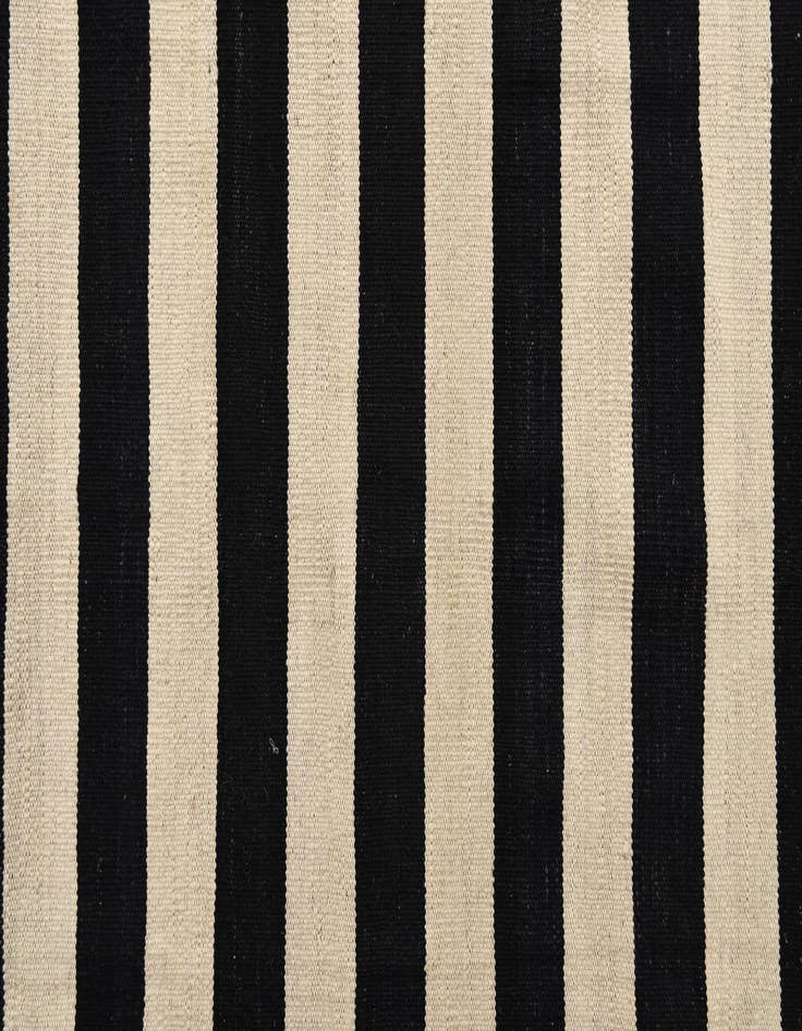 Detail image of 8' 5 x 11' 2  Hand Woven Kilim Modern Wool Rug