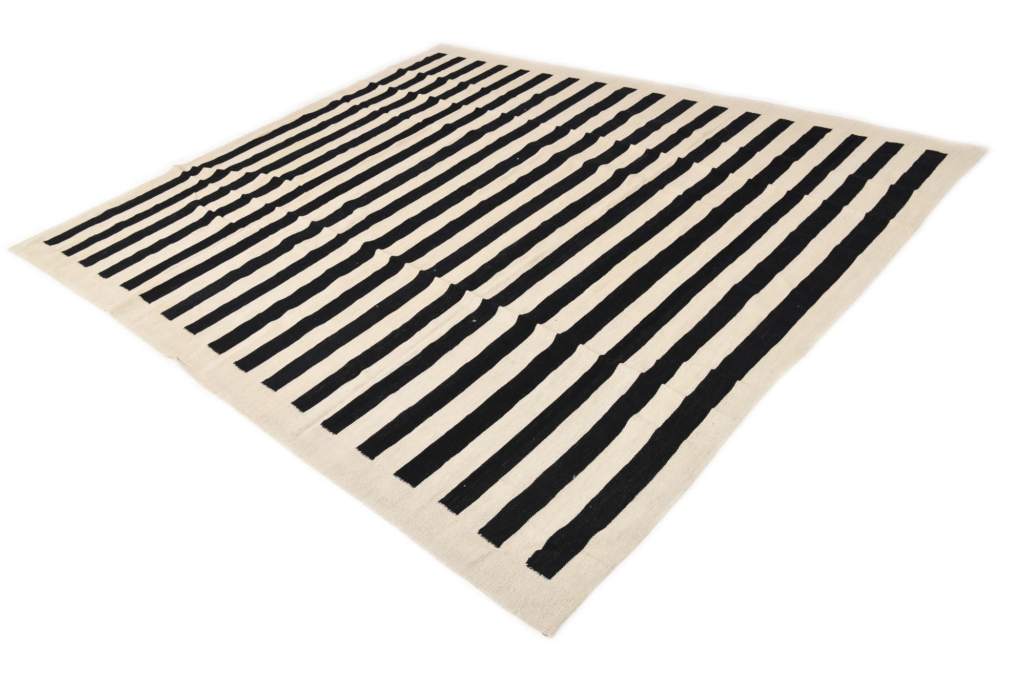 8' 3 x 9' 7 Hand Woven Kilim Modern Wool Rug