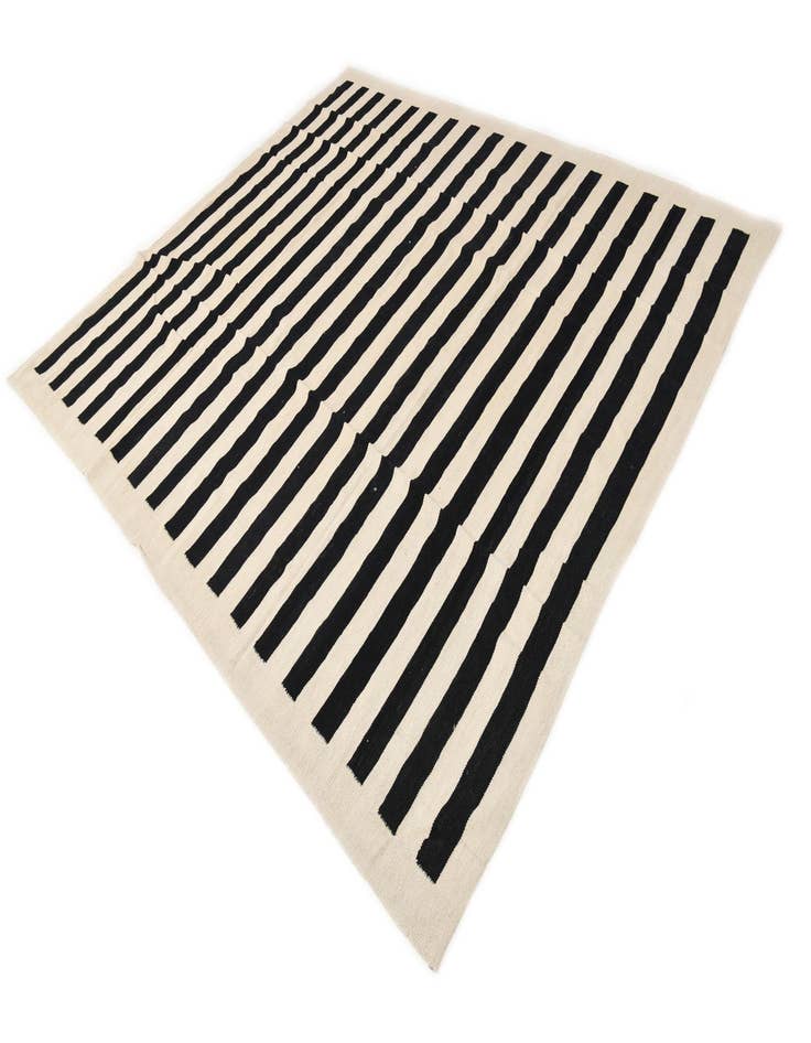 Detail image of 8' 3 x 9' 7  Hand Woven Kilim Modern Wool Rug