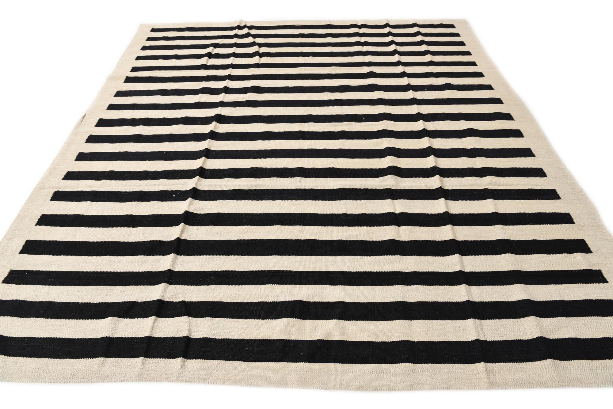 8' 3 x 9' 7 Hand Woven Kilim Modern Wool Rug