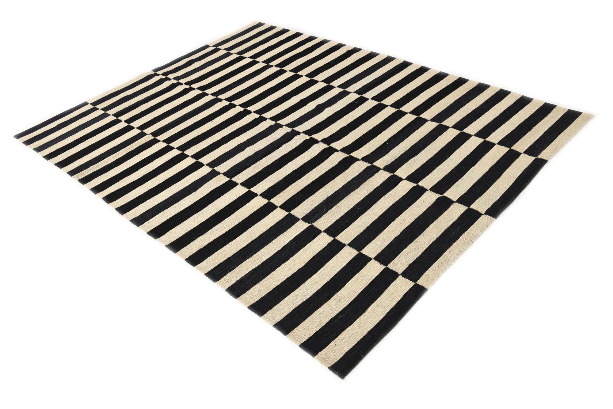 5' 10 x 7' 8 Hand Woven Kilim Modern Wool Rug