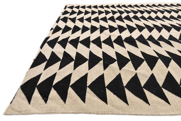 6' 8 x 9' 6 Hand Woven Kilim Modern Wool Rug