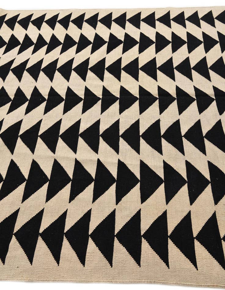 Detail image of 6' 8 x 9' 6  Hand Woven Kilim Modern Wool Rug