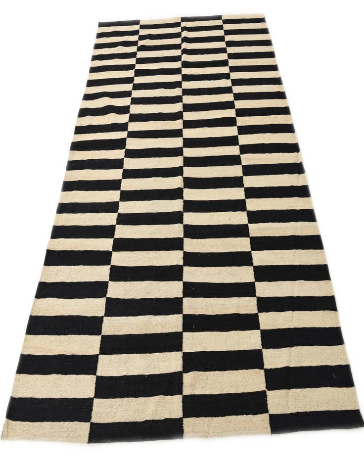 Detail image of 5' 9 x 7' 10  Hand Woven Kilim Modern Wool Rug