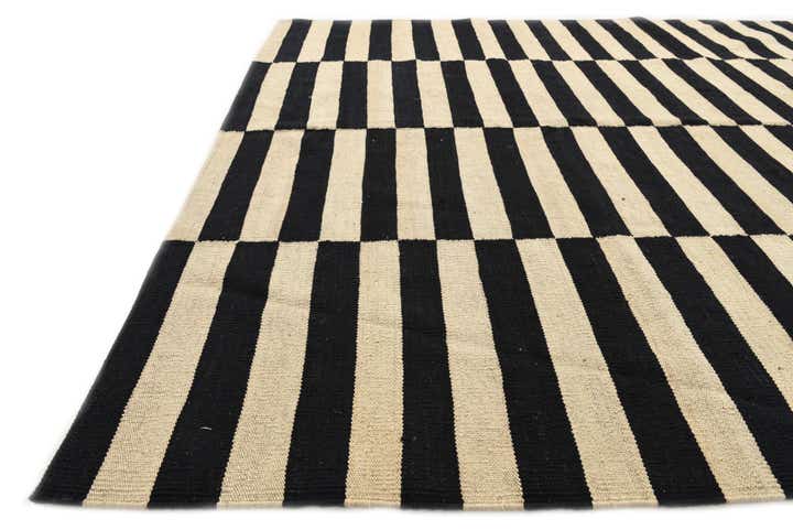 5' 9 x 7' 10 Hand Woven Kilim Modern Wool Rug