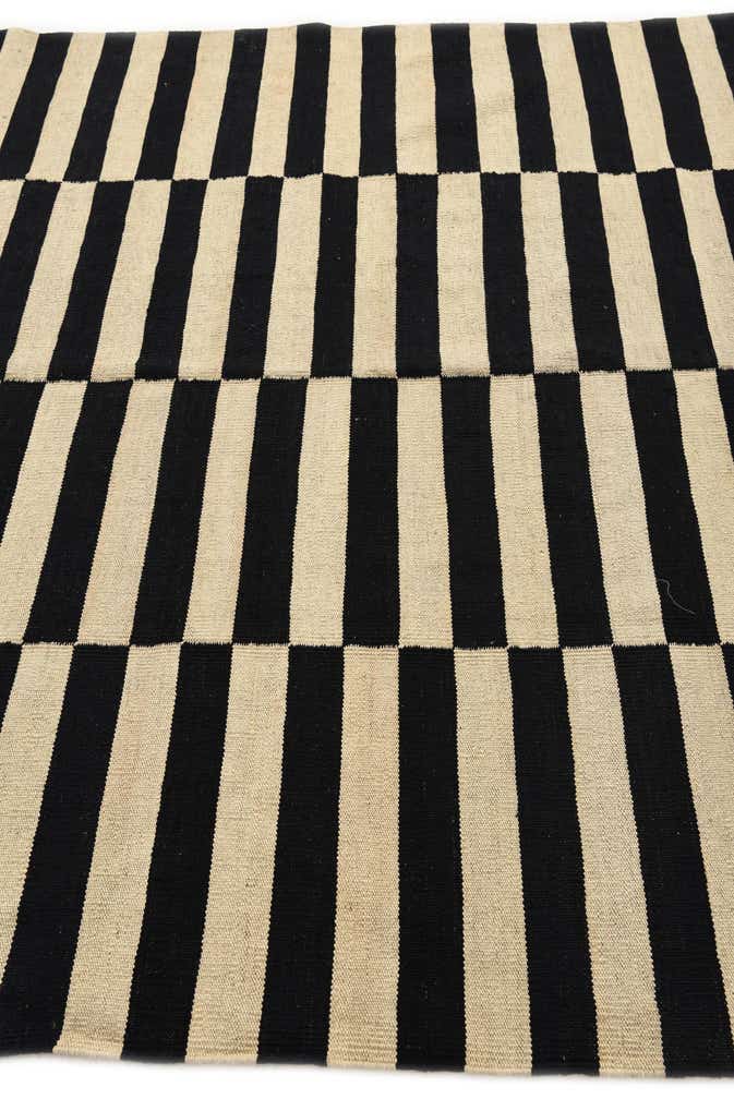 5' 9 x 7' 10 Hand Woven Kilim Modern Wool Rug