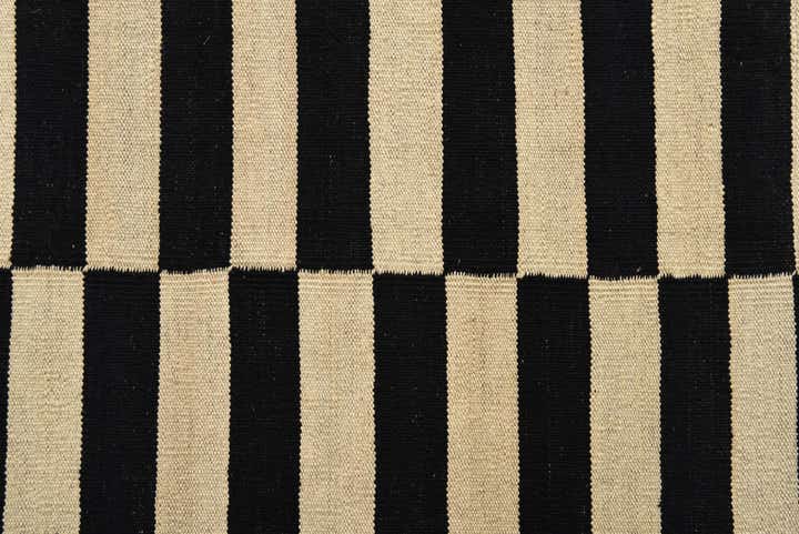 5' 9 x 7' 10 Hand Woven Kilim Modern Wool Rug