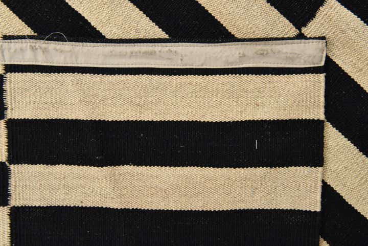 5' 9 x 7' 10 Hand Woven Kilim Modern Wool Rug