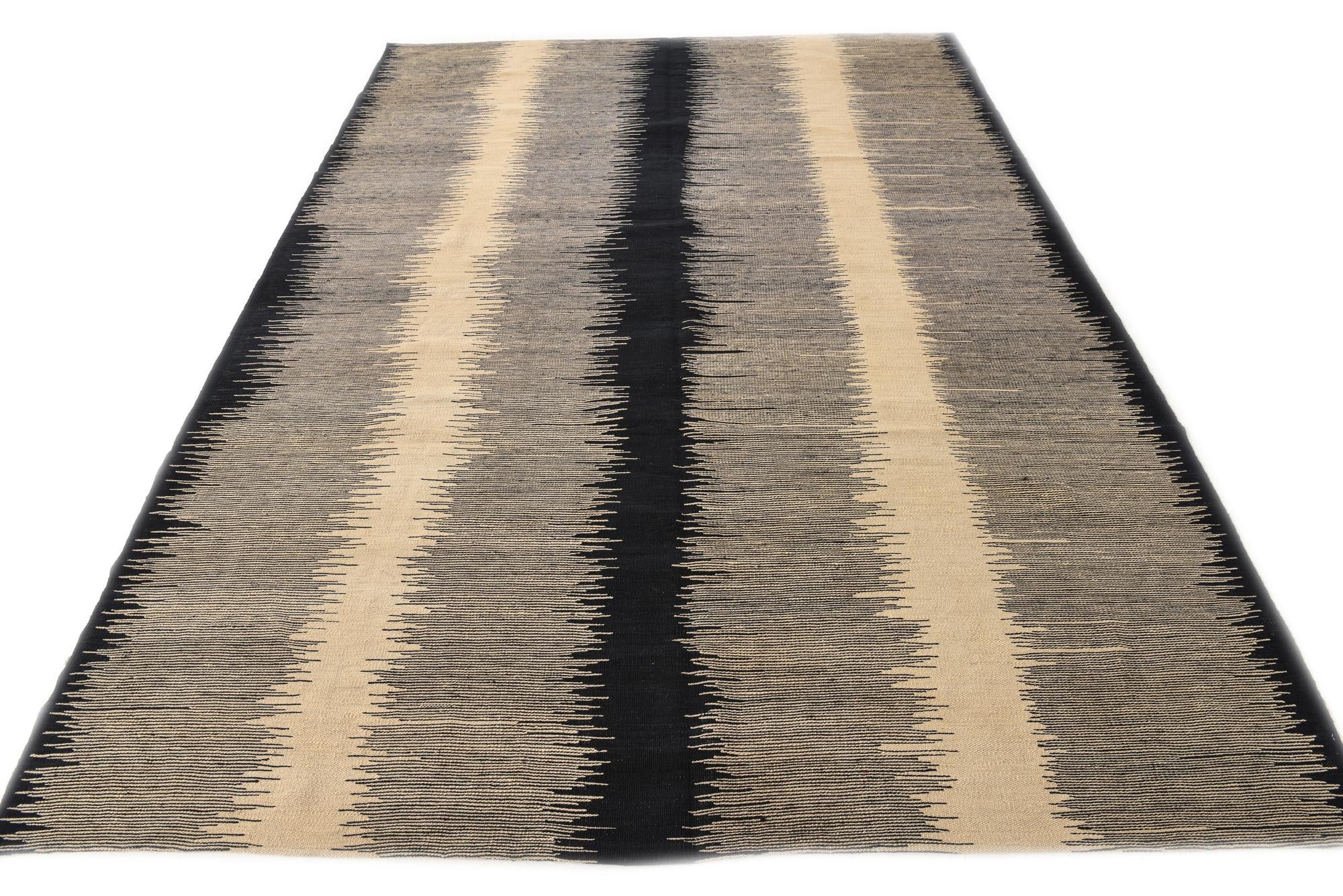 210cm x 290cm Hand Woven Kilim Modern Wool Rug